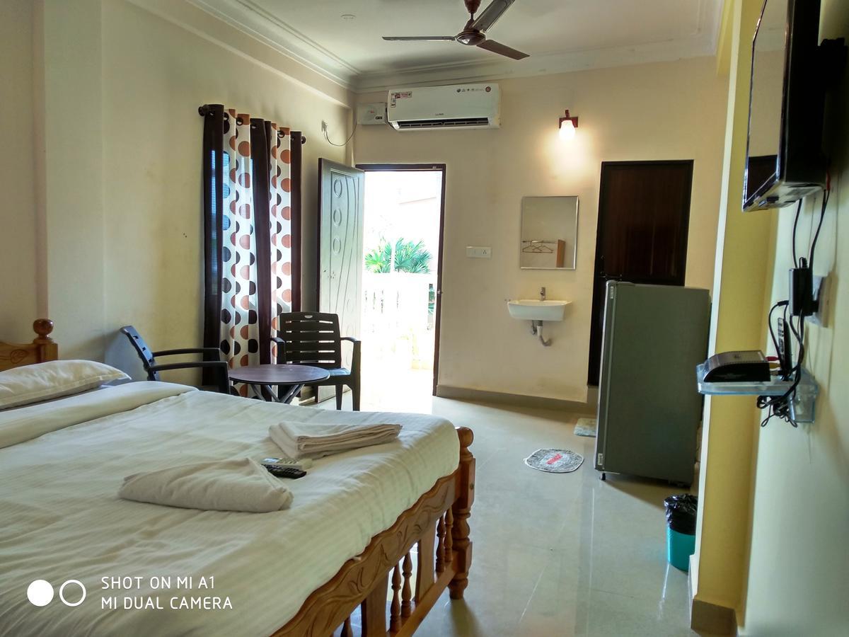 Candolim Beach Place Luaran gambar